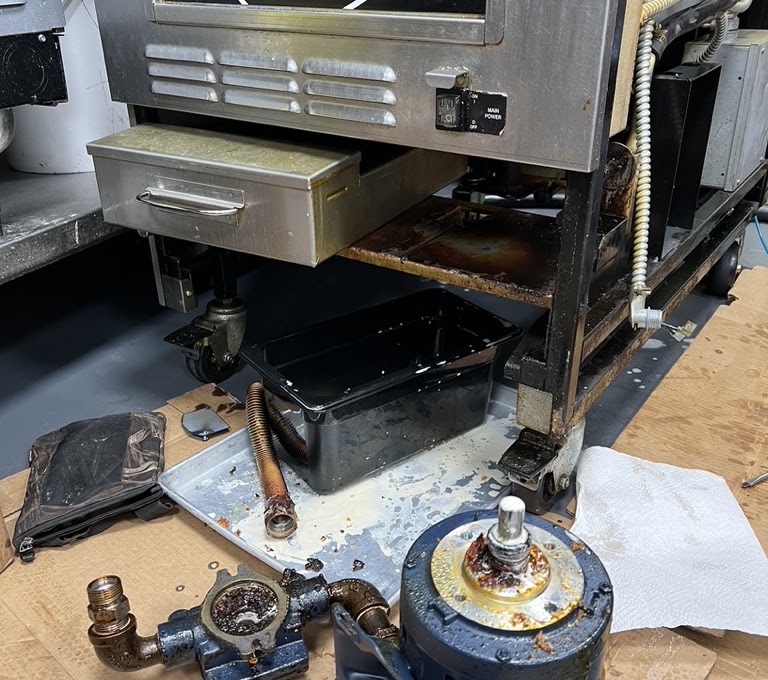 Commercial fryer maintenance